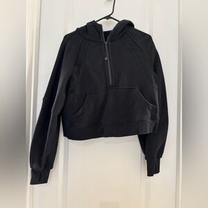 Lululemon scuba half zip - black